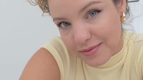 Lily Marie online show from 11-28-25, 05:59