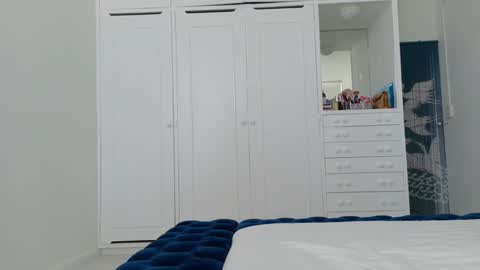 Snapshot of theislandgirl chatting on 05-15-26, 03:30 Lily Marie online show from 05-15-26, 03:30
