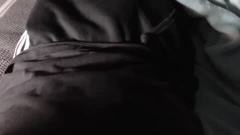 Snapshot of thejerk1974 chatting on 12-25-24, 05:15 Liam online show from 12-25-24, 05:15