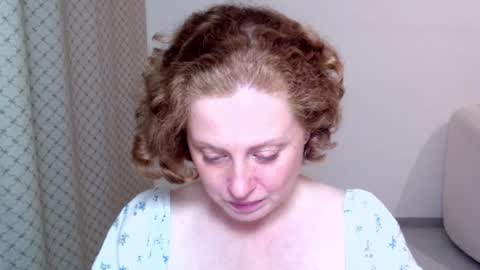 Ella online show from 09-22-25, 08:00