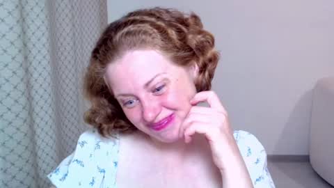 Ella online show from 10-12-25, 06:01