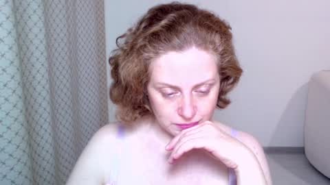 Ella online show from 11-09-25, 07:50