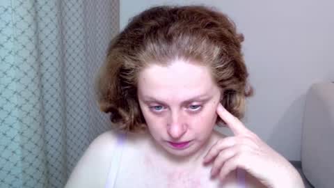 Ella online show from 11-28-25, 07:00