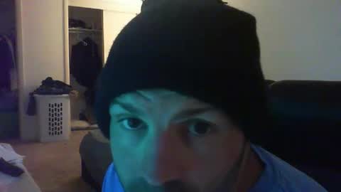 Snapshot of theman18951pa chatting on 12-19-24, 10:00 theman18951pa online show from 12-19-24, 10:00