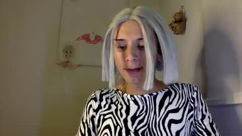 Lucy Lucy online show from 12-24-24, 02:32