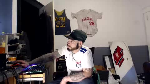 sledge online show from 02-15-25, 06:01
