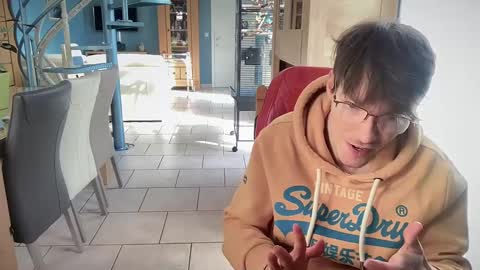 Snapshot of themegaplayer chatting on 02-21-25, 12:17 TheMegaPlayersCam online show from 02-21-25, 12:17