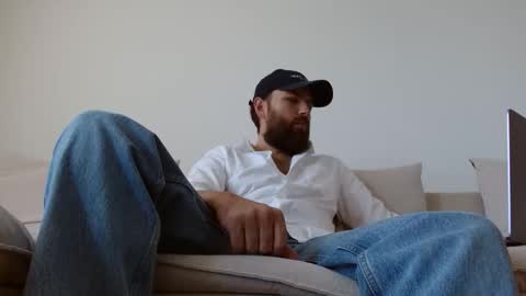 TheMonarchGoat online show from 10-10-25, 12:15