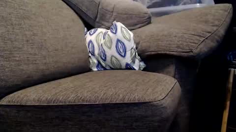 Teez online show from 02-08-25, 01:22