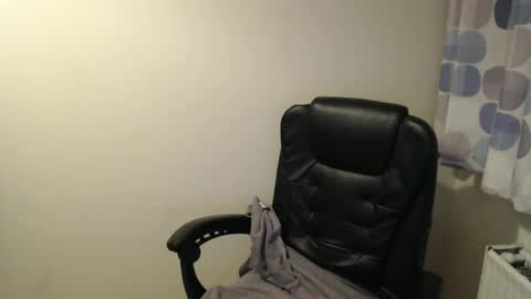 TheMuscleFactory online show from 10-17-25, 05:48