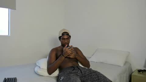 Andriw and Maiol online show from 10-22-25, 10:09