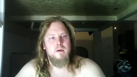 Snapshot of thenewdude1992 chatting on 02-03-25, 08:35 thenewdude1992 online show from 02-03-25, 08:35