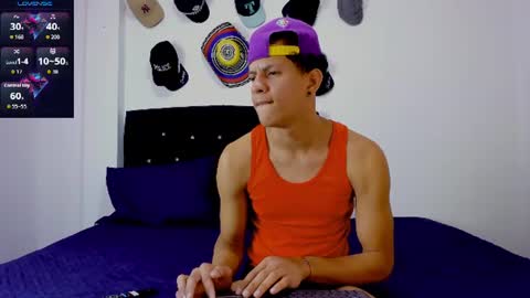 Theo online show from 07-08-26, 06:56