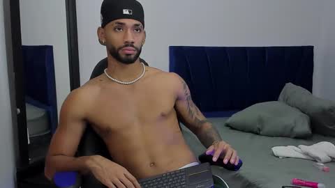 Theo Sky online show from 10-01-25, 08:59