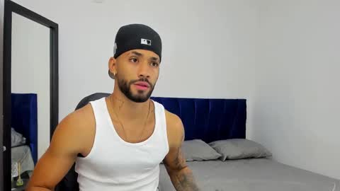 Theo Sky online show from 10-08-25, 08:28