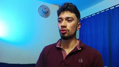 Theo online show from 11-22-25, 07:02