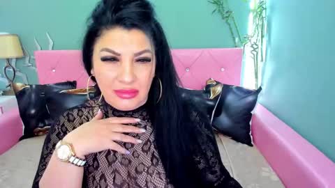 Snapshot of theonerosegoddes chatting on 03-19-26, 09:52 theonerosegoddes online show from 03-19-26, 09:52