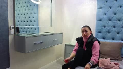 Snapshot of theowonder chatting on 01-14-25, 03:47 Theowonder online show from 01-14-25, 03:47