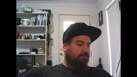 aussiebeard online show from 02-13-25, 02:34