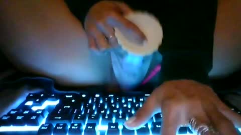 Snapshot of thepeachprincess chatting on 06-30-26, 05:52 the peach princess online show from 06-30-26, 05:52