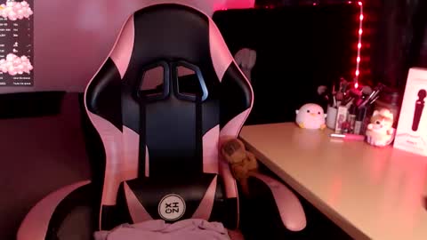 Sara online show from 03-15-26, 04:13