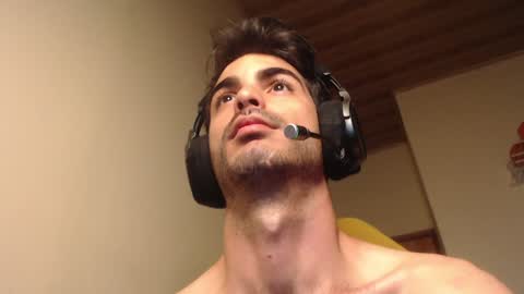 Santiago Enrique online show from 01-16-25, 05:32