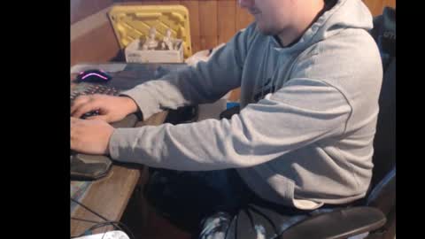 therealbigcheese0695 online show from 11-04-25, 03:44