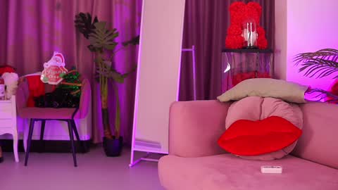 Deea  online show from 12-18-24, 07:41