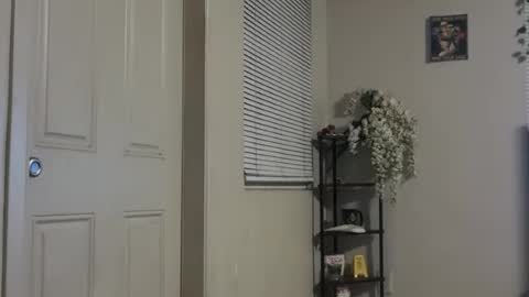Snapshot of therealferrarii chatting on 07-22-26, 03:31 therealferrarii online show from 07-22-26, 03:31