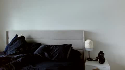 Yoshi online show from 03-17-26, 06:33