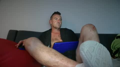 therealkurva4u online show from 01-05-25, 08:11
