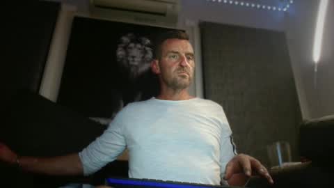 therealkurva4u online show from 01-16-25, 05:55