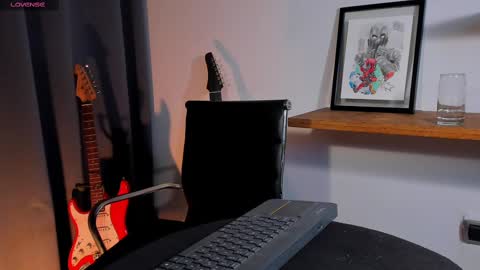     4th  online show from 09-13-25, 01:49