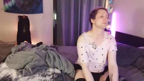 Basil Kitten online show from 02-22-26, 08:13