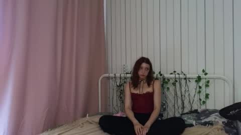 Snapshot of theressajoswick chatting on 09-11-25, 09:09 Crissy online show from 09-11-25, 09:09