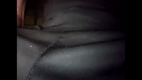 Snapshot of therizzler_1_of_1 chatting on 10-07-25, 07:27 therizzler_1_of_1 online show from 10-07-25, 07:27