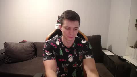 Snapshot of theroadtomars chatting on 12-25-24, 12:48 Nick online show from 12-25-24, 12:48