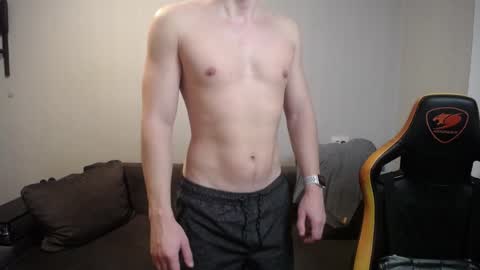 Snapshot of theroadtomars chatting on 01-10-25, 03:18 Nick online show from 01-10-25, 03:18