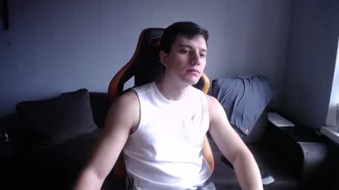 Snapshot of theroadtomars chatting on 01-10-25, 06:20 Nick online show from 01-10-25, 06:20