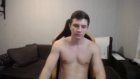 Snapshot of theroadtomars chatting on 01-11-25, 06:03 Nick online show from 01-11-25, 06:03