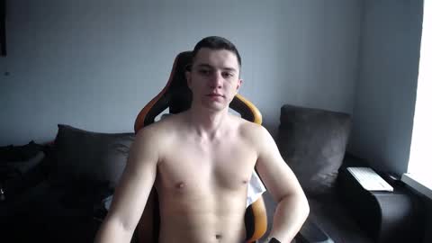 Snapshot of theroadtomars chatting on 03-10-25, 09:43 Nick online show from 03-10-25, 09:43