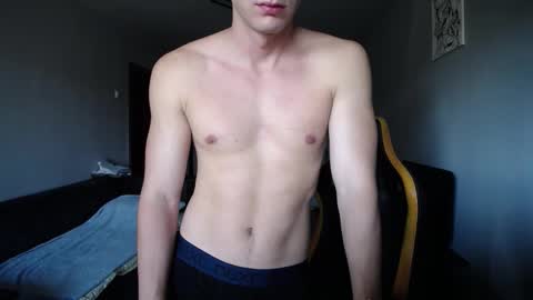 Snapshot of theroadtomars chatting on 09-11-25, 08:03 Nick online show from 09-11-25, 08:03