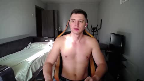 Snapshot of theroadtomars chatting on 09-14-25, 04:55 Nick online show from 09-14-25, 04:55