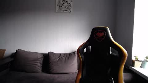 Snapshot of theroadtomars chatting on 10-22-25, 07:52 Nick online show from 10-22-25, 07:52