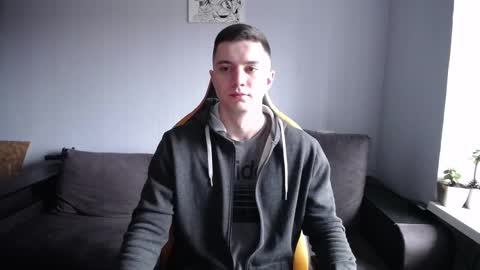 Snapshot of theroadtomars chatting on 11-07-25, 10:04 Nick online show from 11-07-25, 10:04