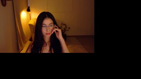 Snapshot of therose_mar chatting on 03-11-26, 10:38 Mar online show from 03-11-26, 10:38