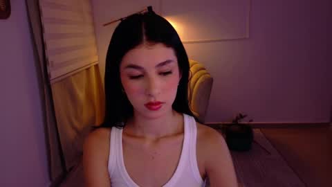 Snapshot of therose_mar chatting on 04-23-26, 10:23 Mar online show from 04-23-26, 10:23