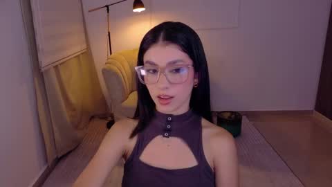 Snapshot of therose_mar chatting on 05-09-26, 11:32 Mar online show from 05-09-26, 11:32