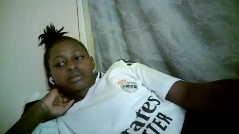 Snapshot of therry_heart chatting on 02-11-26, 01:43 hearty online show from 02-11-26, 01:43