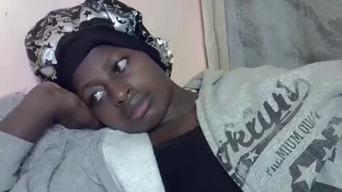 Snapshot of therry_heart chatting on 02-22-26, 12:45 hearty online show from 02-22-26, 12:45